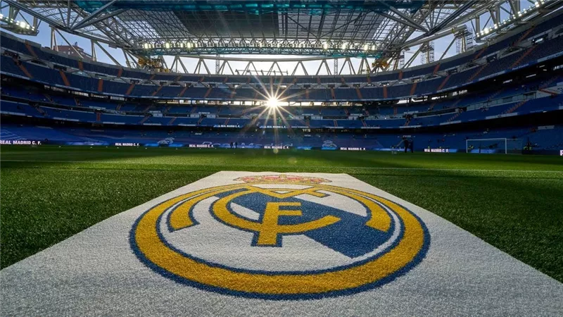 ريال مدريد يتورط في قضية أخلاقية «اللاعبون صوروا فيديو فاضح لفتاة قاصر»