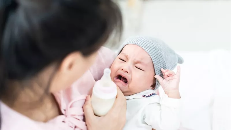 3 أسباب لرفض الطفل الرضاعة «مشاكل في الثدي»