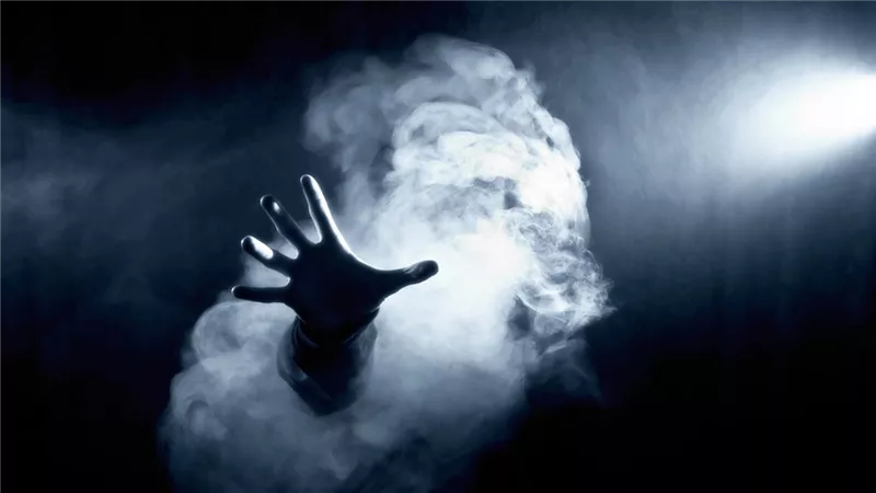 تفسير حلم قراءة القرآن على شخص ممسوس في المنام
