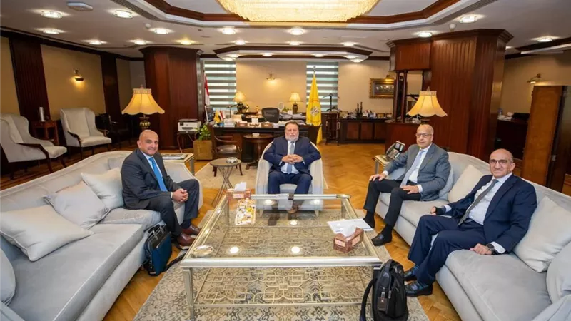 محافظ البنك المركزي يستعرض الفرص الواعدة للاستثمار الأجنبي مع مجموعة بنك ABC 