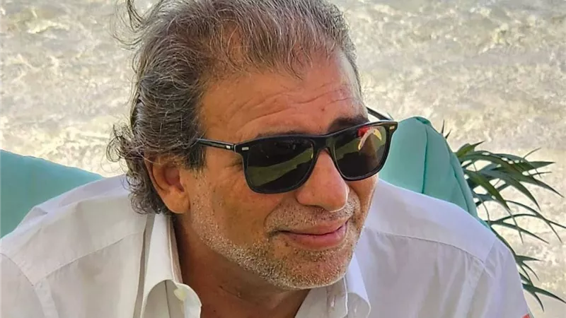 خالد يوسف: من حق نيتفليكس الدفاع عن حقوق المثليين (فيديو)