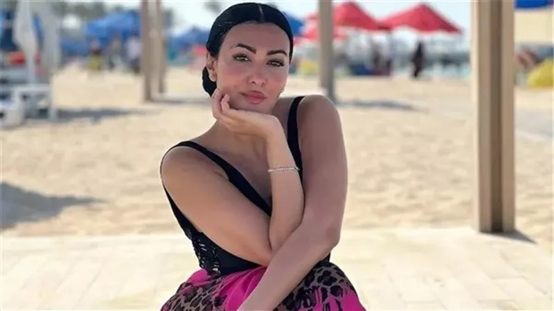 ميريهان حسين مفعمة بالأنوثة والجاذبية في ظهور جديد 