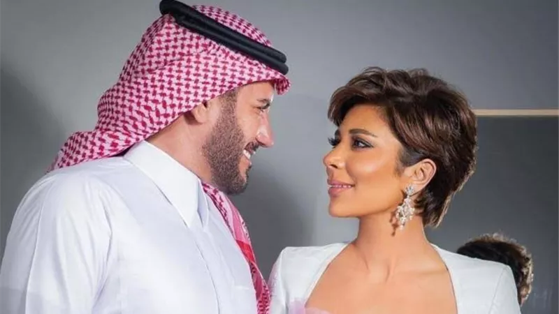 فائق حسن يتغزل بزوجته أصالة بعد طرح بوستر ألبومها: «أيقونة الشرق»