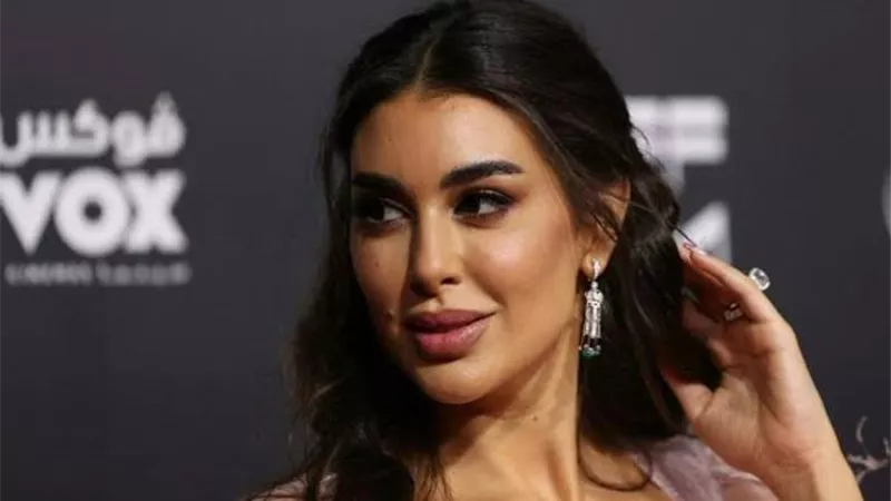 ياسمين صبري: كيم كارداشيان نموذج غير مشرف وأنا لوحدي «علامة تجارية» (فيديو)