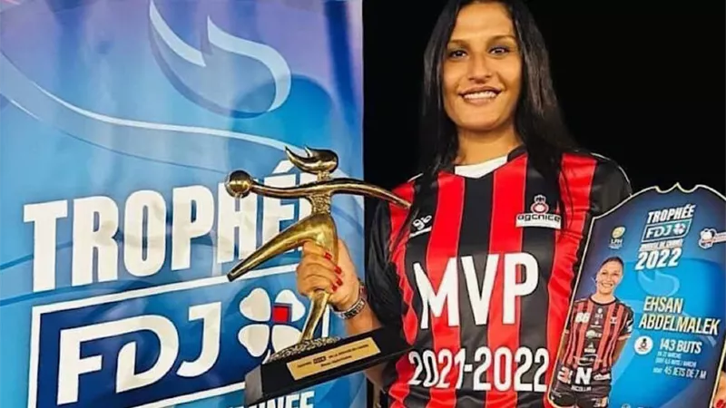 المصرية مروة عيد عبد الملك تتصدر هدافي الدوري الفرنسي لكرة اليد 