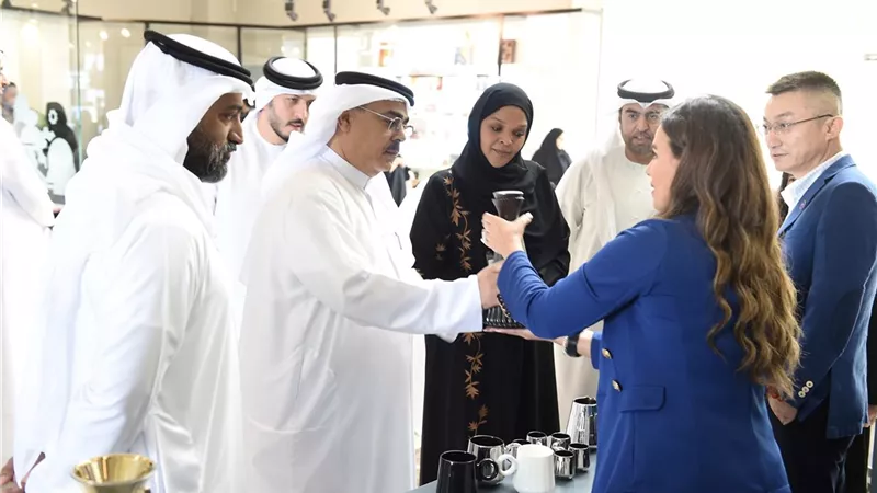 «الشارقة للتراث» يحتفي بمكانة القهوة في المجتمع الإماراتي