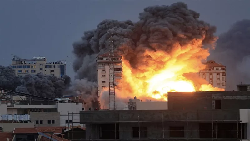 الصحة الفلسطينية: مخزون وقود مولدات مستشفيات غزة سينفد غدًا