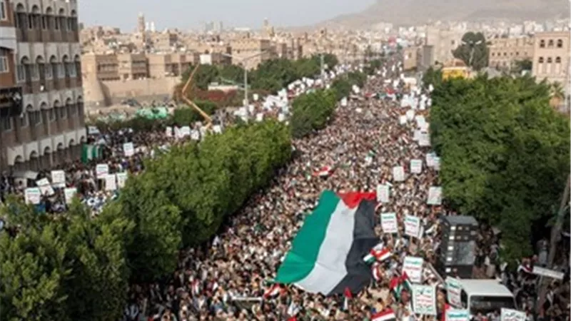 لدعم فلسطين.. شعوب العالم العربي غاضبة بالشوارع من جرائم الاحتلال