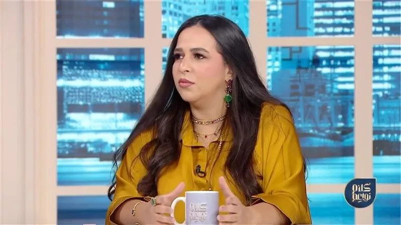 إيمي سميرغانم: حسن مش بيعبرني وشايف إني عجوزة  