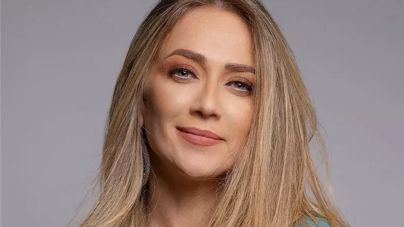 دلال أبو آمنة
