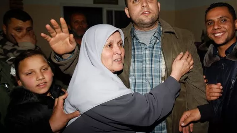7 معلومات عن أيمن نوفل بعد استشهاده في غارة جوية إسرائيلية
