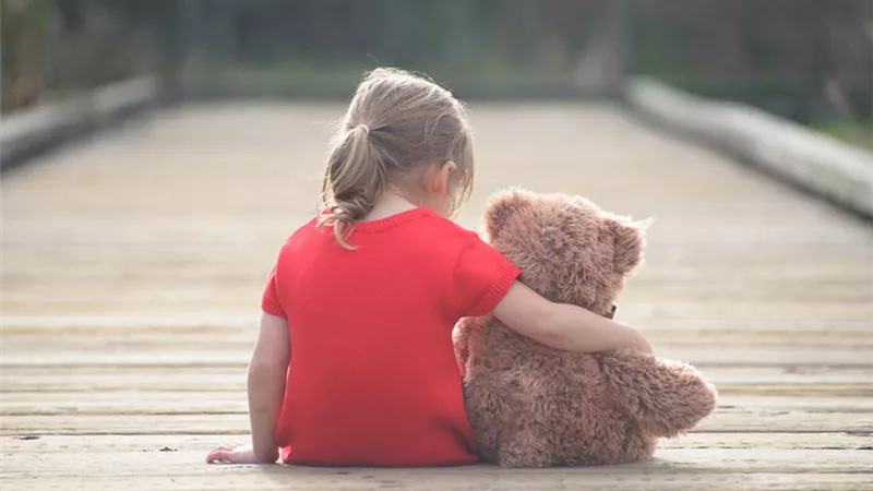 3 أفعال تؤثر بشكل سلبي على علاقتك بطفلك