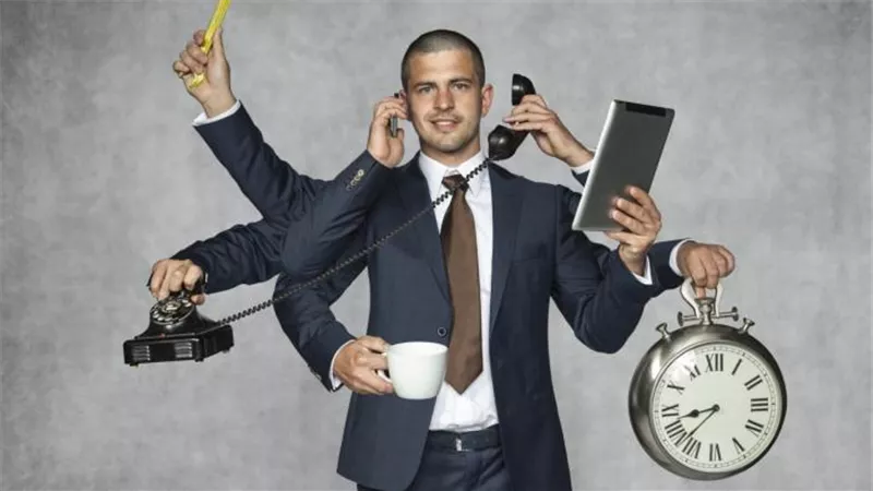 4 خطوات للتعامل مع زوجك المشغول دائمًا