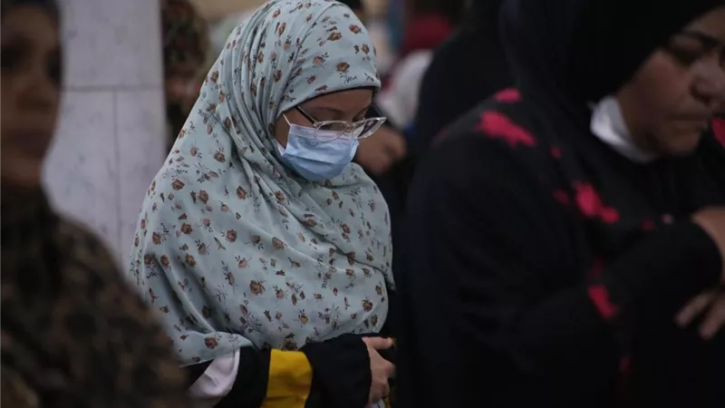 هل تجوز الصلاة بآية واحدة بعد الفاتحة؟ الإفتاء تجيب