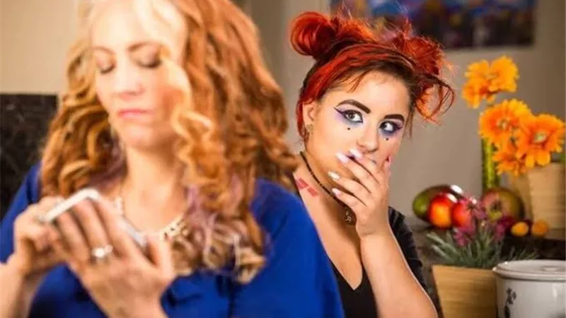 كيف اتعايش مع أمي الخائنة؟ «المواجهة هي الحل» 