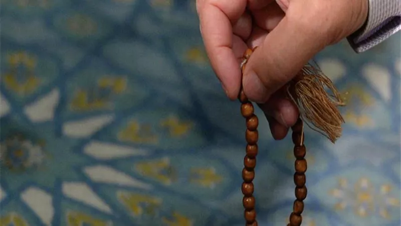 تفسير رؤية السبحة في المنام 