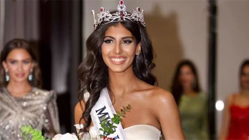 المصرية مهرة طنطاوي تستعد لمسابقة ملكة جمال الكون في السلفادور (صور)