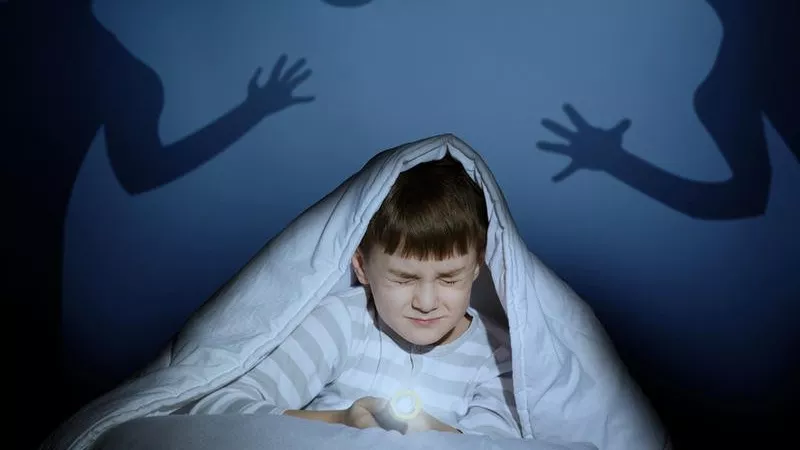 6 نصائح للتعامل مع طفلك الخواف