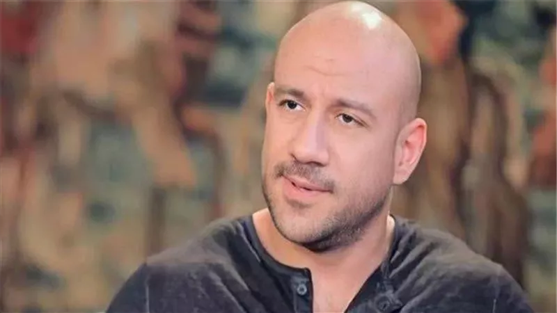 الموت يفجع الفنان أحمد مكي 