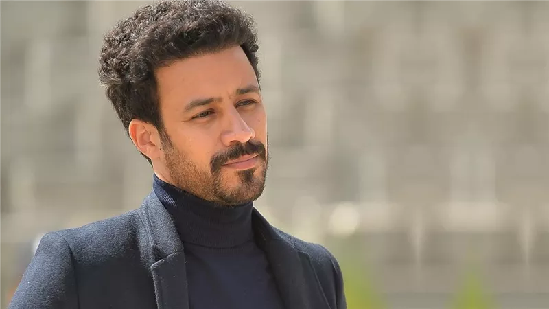 أحمد داوود يصدم جمهوره بوزن زائد في مسلسل زينهم (صور)