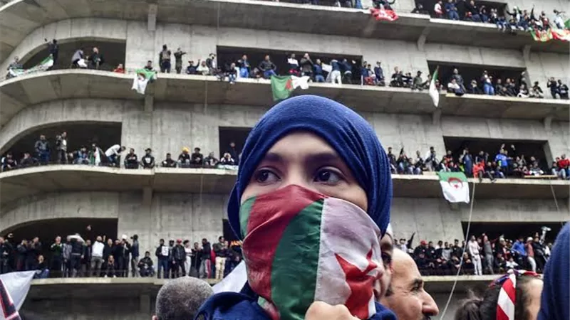 أبرز 3 صفات تتصف بها المرأة الجزائرية «المزاجية والعصبية» 