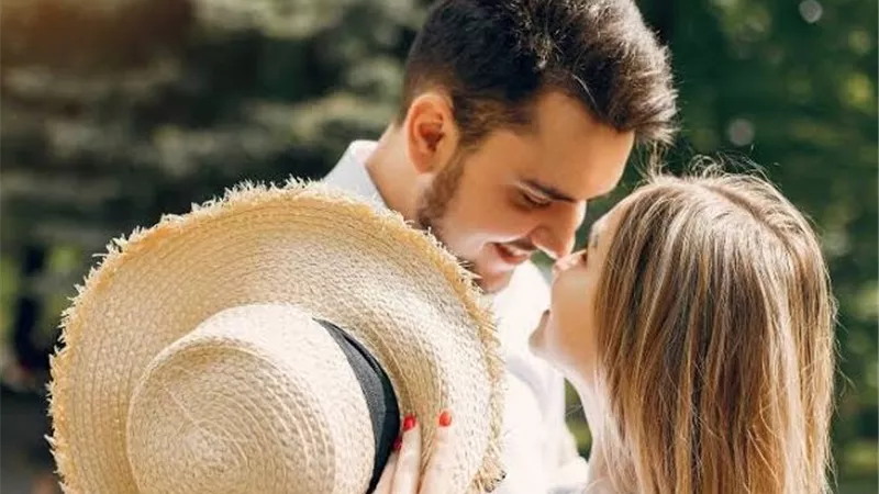 4 أبراج لا يمكنها العيش بدون قصة حب «الجوزاء تبحث عن التفاعل»