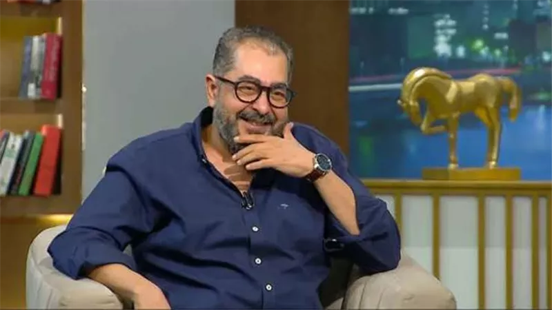 قبل وفاته | طارق عبدالعزيز يكشف عن مكالمة مع عادل إمام غيرت حياته