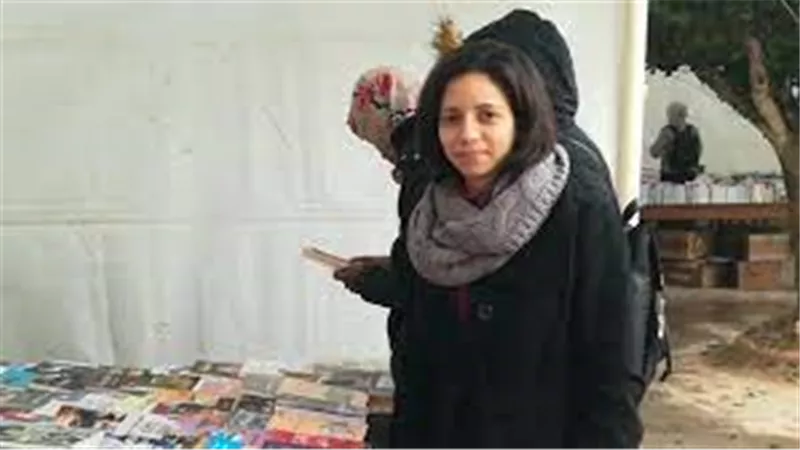 سلمى اليانقي | شاعرة تونسية بدرجة أستاذ جامعة