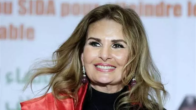 هل تغيب يسرا عن السباق الرمضاني بسبب أزمتها مع العدل جروب؟ 