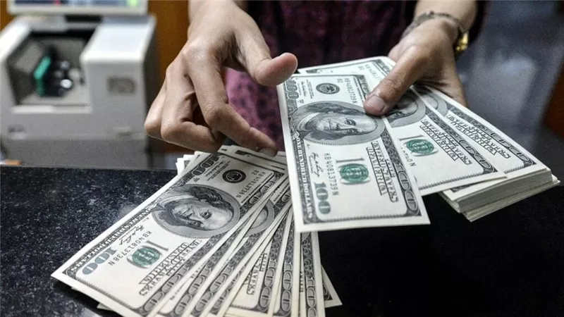 سعر الدولار اليوم الأحد 10-12-2023
