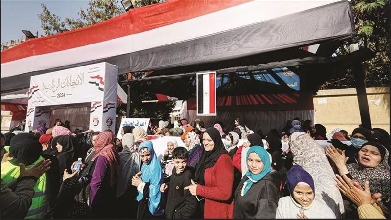 مواطن مصري يطلق زوجته أمام اللجنة الانتخابية في مطروح