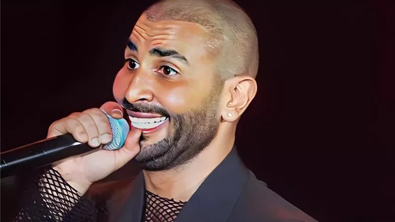 بنطلون أحمد سعد يثير السخرية في حفلة الرياض (صور)