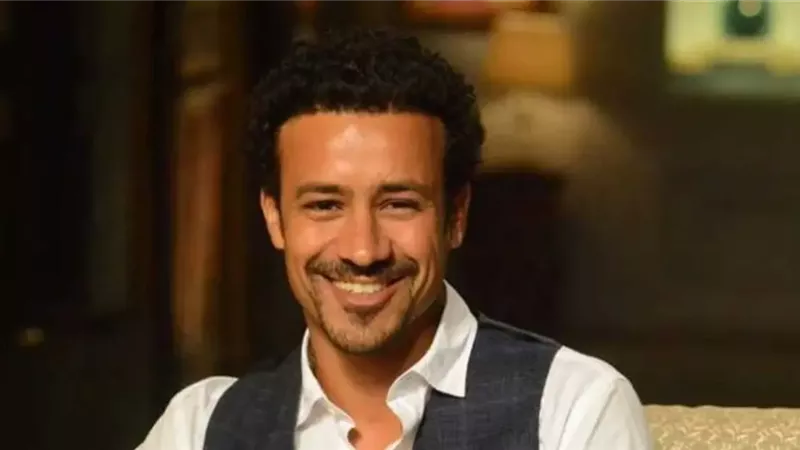 أحمد داوود يحتفل بانتهاء تصوير مسلسل «زينهم» (صور)
