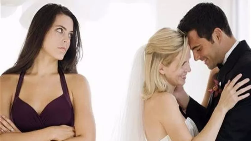 4 طرق للتعامل مع الرجل الذي يحب زوجته الثانية أكثر من الأولى