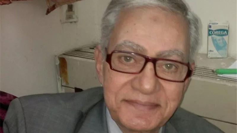 ابنة الفنان محمد قشطة تستغيث لعلاج والدها بعد سقوطه في الحمام