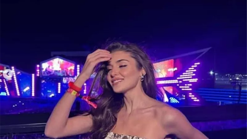 هاندا إرتشيل تتألق في مهرجان «ساوند ستورم» بالرياض