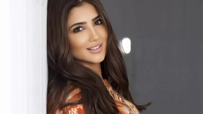 اختيار مي عمر ضمن أجمل 100 وجه في العالم للعام الثاني