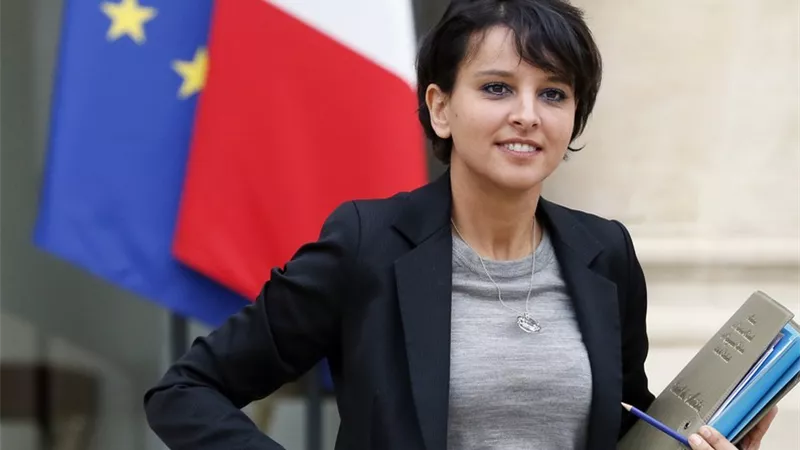 نجاة بلقاسم | مغربية شغلت منصب وزير التربية والتعليم في فرنسا