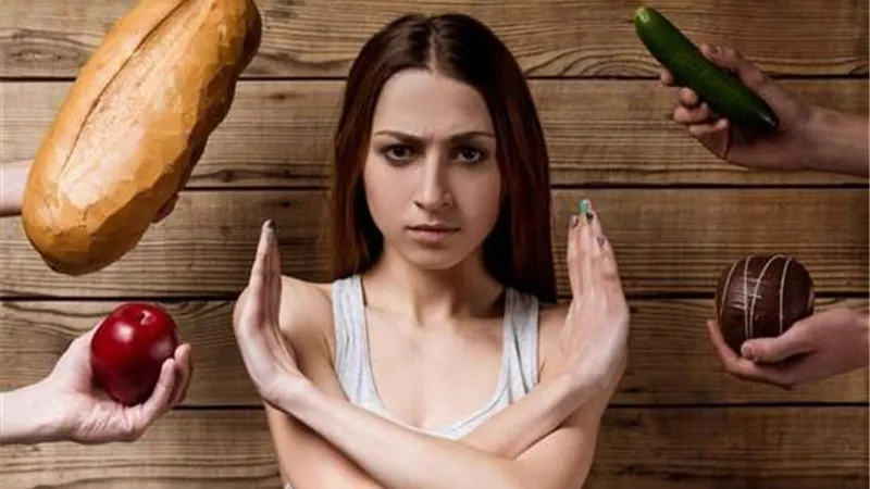 5 أسباب تعرض الفتيات في سن المراهقة لتأخر البلوغ (إنفوجراف)