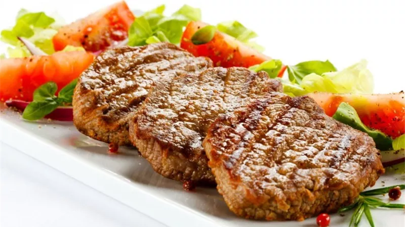  طريقة عمل ستيك اللحم بصوص الليمون والزنجبيل