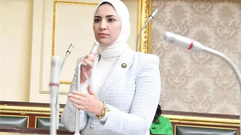 10 معلومات عن نائبة الغش نشوى رائف بعد ضربها لمعيدة الجامعة