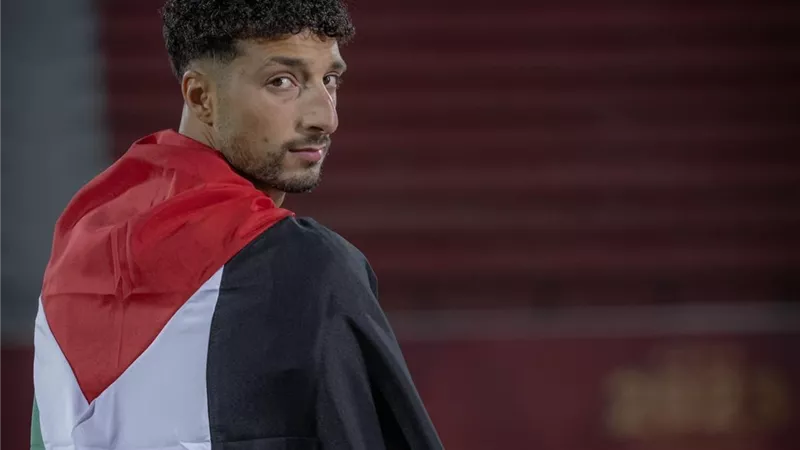 الأهلي يتخذ قرارا جديدا بشأن وسام أبو علي بعد التعاقد الرسمي معه