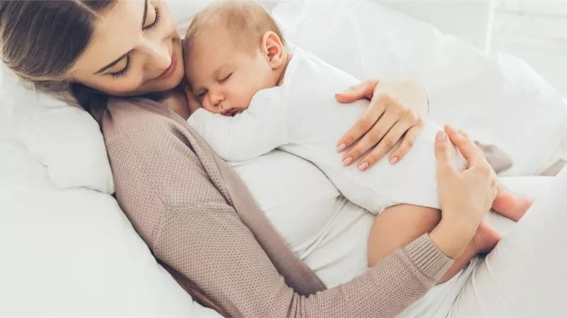 5 أطعمة ضرورية للمرأة في فترة النفاس