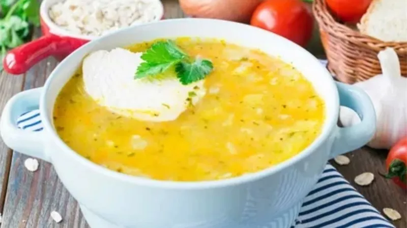 طريقة إعداد شوربة الدجاج بالخضار والشوفان