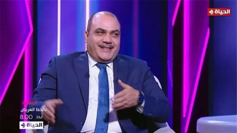 محمد الباز يهاجم أفلام عادل إمام: تافهة (فيديو)