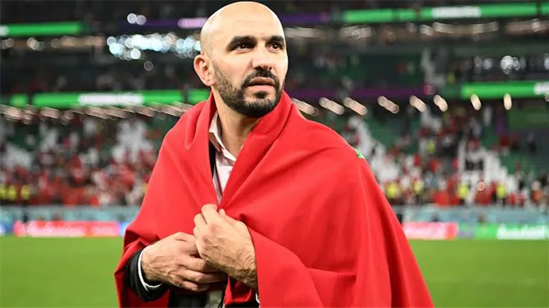 مدرب منتخب المغرب يهاجم موقف أوناحي من مصر: «تصريحاته مبالغ فيها»