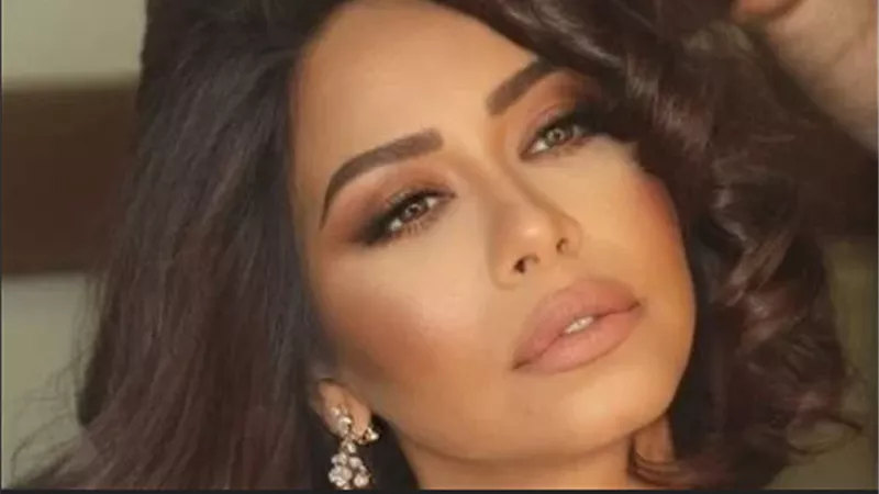أول رد من محامي شيرين عبد الوهاب بعد إحالتها للمحاكمة الجنائية