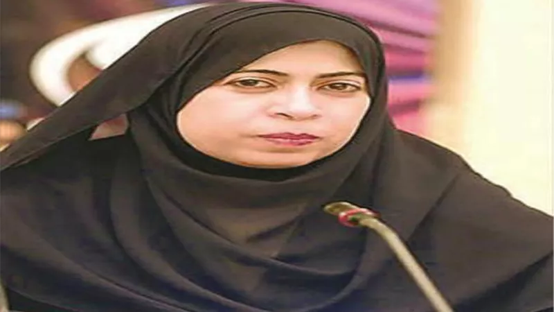 زكية علي مال الله | شاعرة قطرية انتشرت إبداعاتها في القاهرة