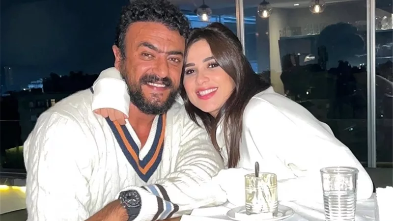 أول تعليق من أحمد العوضي بعد أزمته الصحية وتفاصيل مكالمته مع ياسمين عبدالعزيز (فيديو)