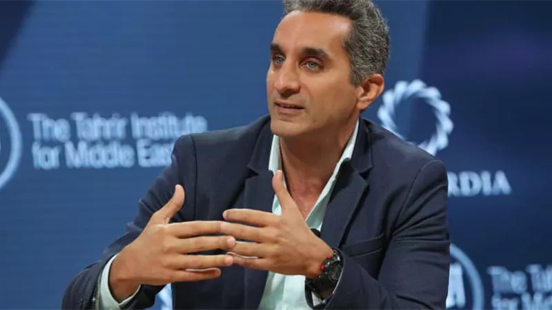 باسم يوسف يكشف عن موقف جمعه بعادل إمام: هزقني في التليفون